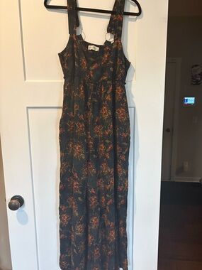 NATURAL LIFE Navy Wide-Leg Jumpsuit with Red-Orange Floral Print